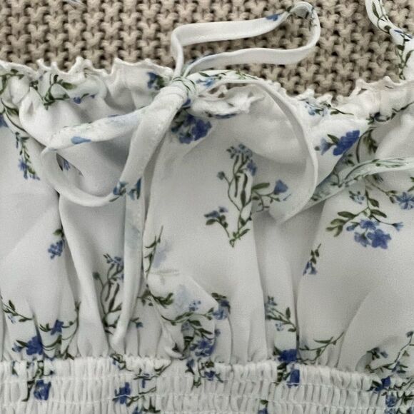 Forever 21 top scrunch tank floral white with blue flowers size small H237 - Picture 6 of 6